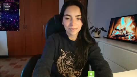 Sweet Mysterious online show from September 26, 2025, 10:52 am