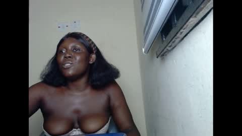 sweetnectarx online show from February 15, 2025, 10:21 pm