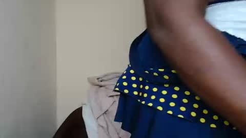 sweetnectarx online show from March 9, 2025, 7:12 am