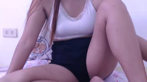 Snapshot of sweetness002 chatting on October 13, 2025, 1:05 am NESS online show from October 13, 2025, 1:05 am