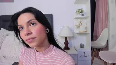 sweetnicky1 online show from March 5, 2026, 7:32 pm