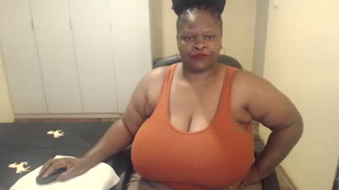 Snapshot of sweetnoziexxx chatting on February 7, 2025, 1:53 pm sweetnoziexxx online show from February 7, 2025, 1:53 pm