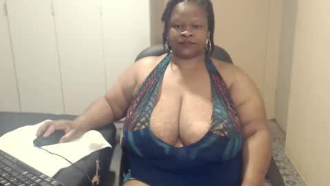 Snapshot of sweetnoziexxx chatting on October 6, 2025, 4:32 am sweetnoziexxx online show from October 6, 2025, 4:32 am