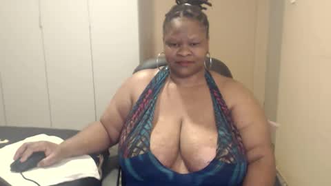 Snapshot of sweetnoziexxx chatting on October 29, 2025, 6:04 am sweetnoziexxx online show from October 29, 2025, 6:04 am