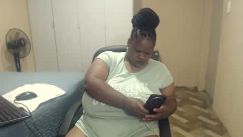 sweetnoziexxx online show from February 15, 2026, 6:15 pm