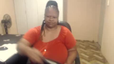 sweetnoziexxx online show from June 8, 2026, 5:30 am