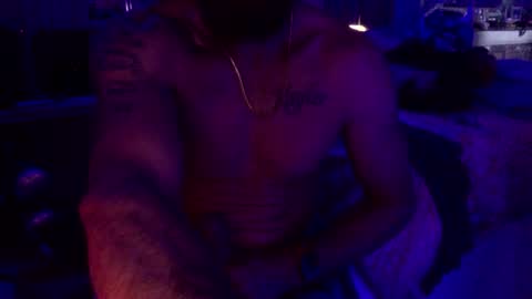 WeAim2PZzz online show from January 28, 2025, 9:51 am