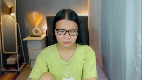 Ghena online show from April 23, 2026, 12:29 pm