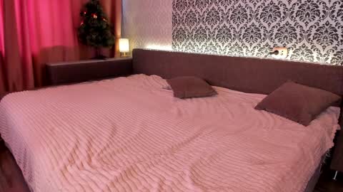 Nastya and Johnny online show from December 21, 2024, 6:41 am