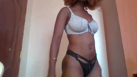 sweetpasion2 online show from March 2, 2025, 10:24 am