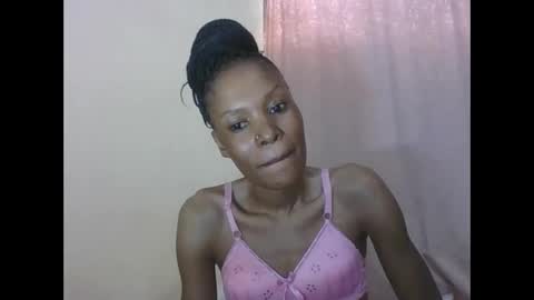 Snapshot of sweetpetite254 chatting on May 10, 2026, 2:22 pm ESTHER online show from May 10, 2026, 2:22 pm