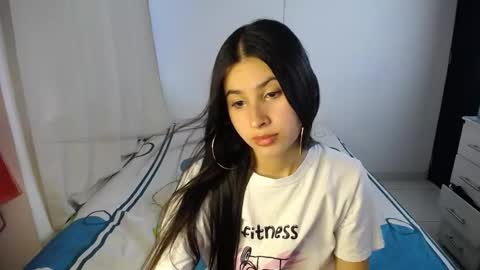 Caro  Lily online show from October 19, 2025, 9:15 pm