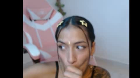 sweetposion online show from March 18, 2026, 5:10 am