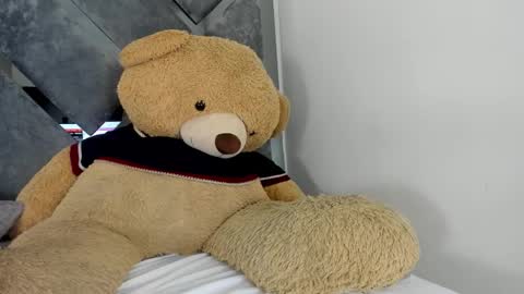 Snapshot of sweetsalome_01 chatting on October 25, 2025, 12:02 pm sweetsalome_01 online show from October 25, 2025, 12:02 pm