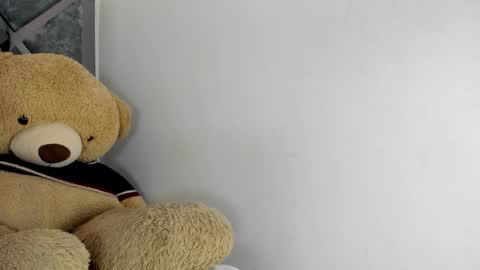 Snapshot of sweetsalome_01 chatting on October 31, 2025, 11:44 am sweetsalome_01 online show from October 31, 2025, 11:44 am