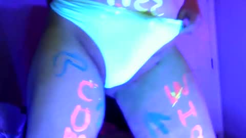 Snapshot of sweetscar22 chatting on December 25, 2024, 4:12 am Sweetscar22 online show from December 25, 2024, 4:12 am