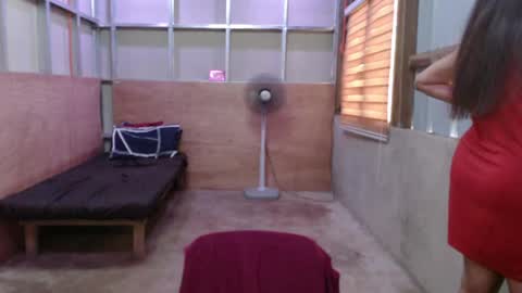 Sweet online show from May 4, 2026, 5:14 am