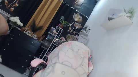 Ningning online show from May 18, 2026, 11:16 am
