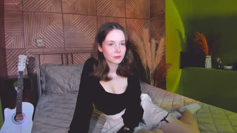 Alice online show from September 9, 2025, 1:32 pm