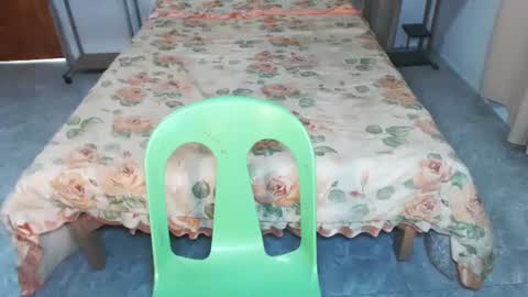 Snapshot of sweetsophieandalexfucker chatting on November 10, 2025, 1:15 am sophie and alex online show from November 10, 2025, 1:15 am