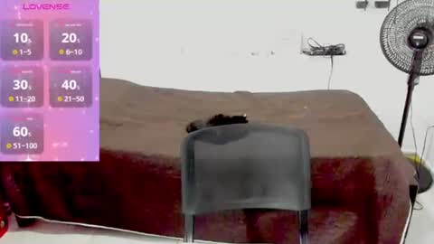 Snapshot of sweetsquirtx23 chatting on July 23, 2026, 4:49 pm lili online show from July 23, 2026, 4:49 pm