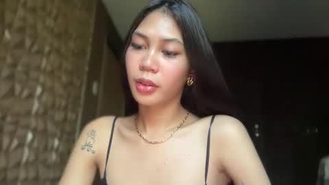 Snapshot of sweetstares chatting on November 5, 2025, 2:22 am yanny online show from November 5, 2025, 2:22 am