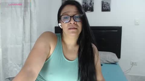 Snapshot of sweetstormi chatting on March 6, 2026, 6:10 am Stormi online show from March 6, 2026, 6:10 am