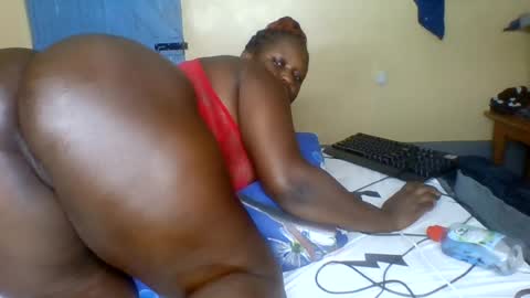 Snapshot of sweett_amberr chatting on July 21, 2026, 8:33 pm sweett_amberr online show from July 21, 2026, 8:33 pm