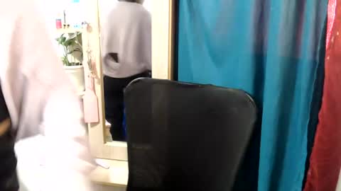 Snapshot of sweett_candy1 chatting on July 19, 2026, 3:05 pm sweett_candy1 online show from July 19, 2026, 3:05 pm