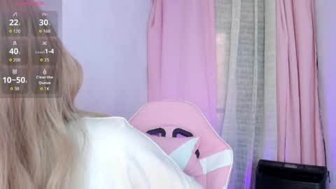 Snapshot of sweett_fire chatting on June 2, 2026, 7:38 pm sweett_fire online show from June 2, 2026, 7:38 pm