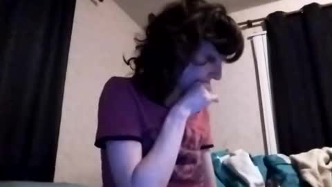 Sweet Tooth Trixie online show from April 15, 2026, 2:18 am