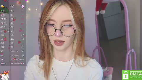 Snapshot of sweetuniporn chatting on January 14, 2025, 9:13 am Elis a little vacation Ill be here Saturday my schedules in bio online show from January 14, 2025, 9:13 am