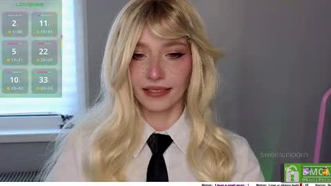 Snapshot of sweetuniporn chatting on September 15, 2025, 9:31 am Elis a little vacation Ill be here Saturday my schedules in bio online show from September 15, 2025, 9:31 am