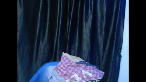 sweetxdesire online show from May 28, 2026, 7:33 pm