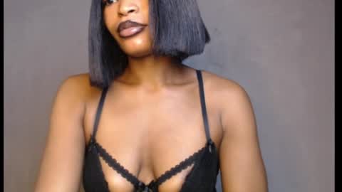 sweetxxboobsx online show from June 19, 2026, 7:56 am