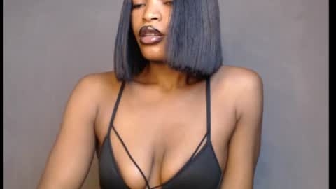 sweetxxboobsx online show from June 23, 2026, 8:12 am