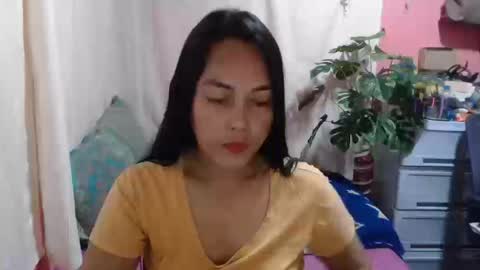 Snapshot of sweety_angel572520 chatting on December 17, 2025, 7:03 am Sweety Angel online show from December 17, 2025, 7:03 am