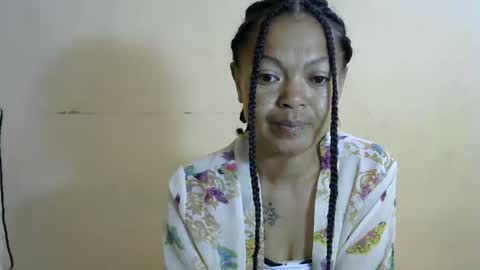 Snapshot of sweety_angel_7 chatting on November 23, 2025, 6:13 am Sarah online show from November 23, 2025, 6:13 am