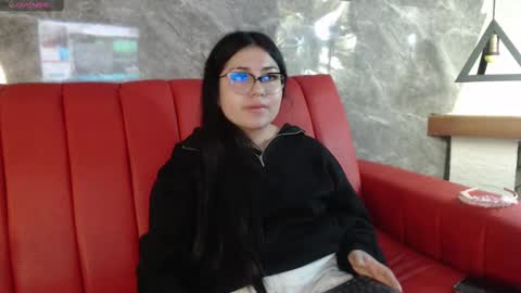 Snapshot of sweety_ashly chatting on February 17, 2025, 5:53 pm Ashley 3 online show from February 17, 2025, 5:53 pm