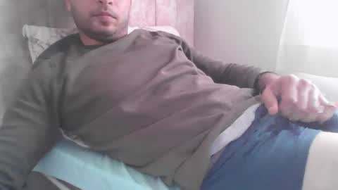 Snapshot of sweety_boy21 chatting on December 26, 2024, 11:32 am sweety_boy21 online show from December 26, 2024, 11:32 am