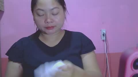 sweety_curvy09 online show from March 23, 2026, 1:04 pm