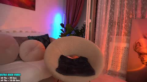 Snapshot of sweety_rinushka_ chatting on January 9, 2025, 4:39 pm Katerina online show from January 9, 2025, 4:39 pm