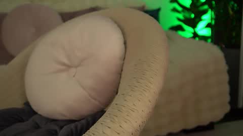 Snapshot of sweety_rinushka_ chatting on January 26, 2025, 7:52 pm Katerina online show from January 26, 2025, 7:52 pm