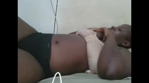 sweetyass25 online show from September 26, 2025, 6:56 pm