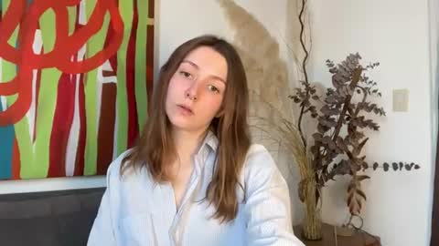 Lily online show from July 27, 2026, 5:31 pm