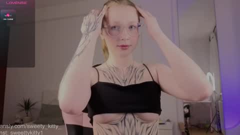 Jenny  give it a sub online show from April 7, 2026, 2:06 pm