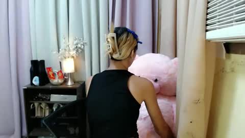 Megan online show from December 28, 2024, 5:12 am