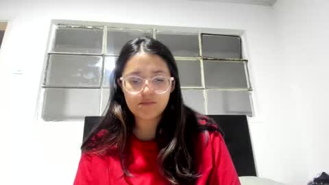 sweetyypeach online show from February 15, 2025, 5:19 am