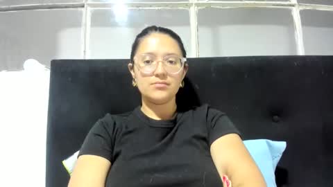 sweetyypeach online show from February 22, 2025, 12:38 am
