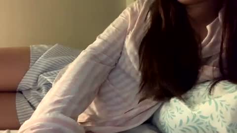 Snapshot of swetlips16 chatting on July 29, 2026, 10:13 am Shytgirl online show from July 29, 2026, 10:13 am